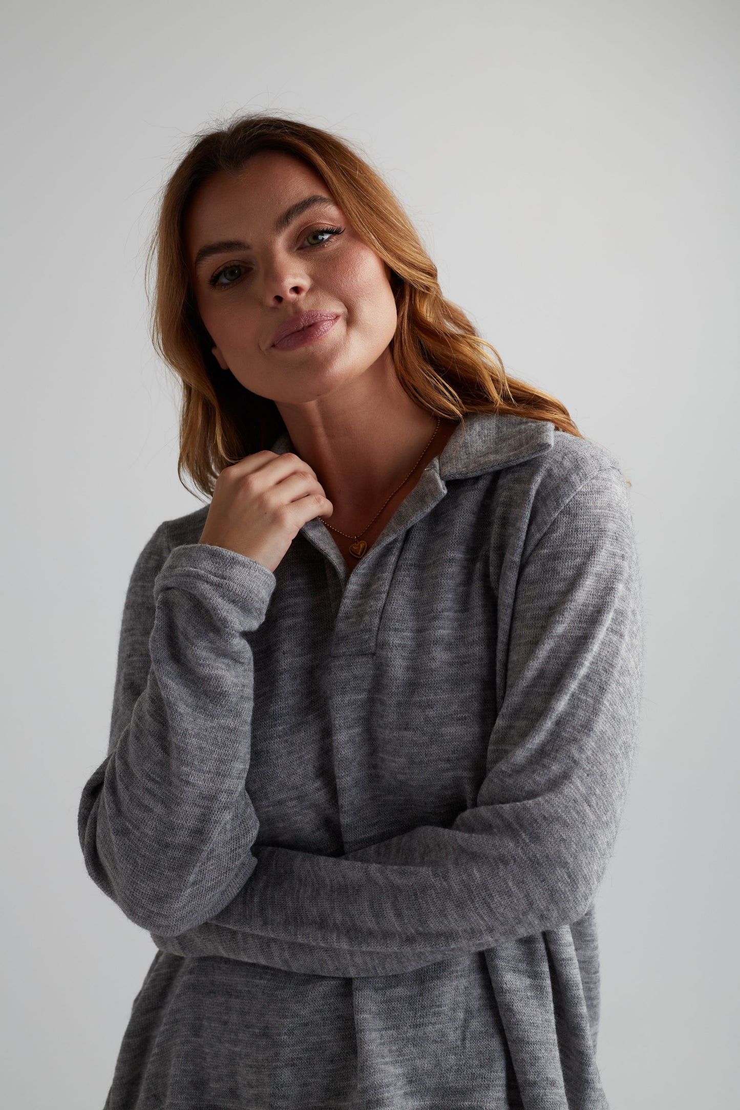PRE ORDER: KOSTIUMĖLIS “COZY" PILKA