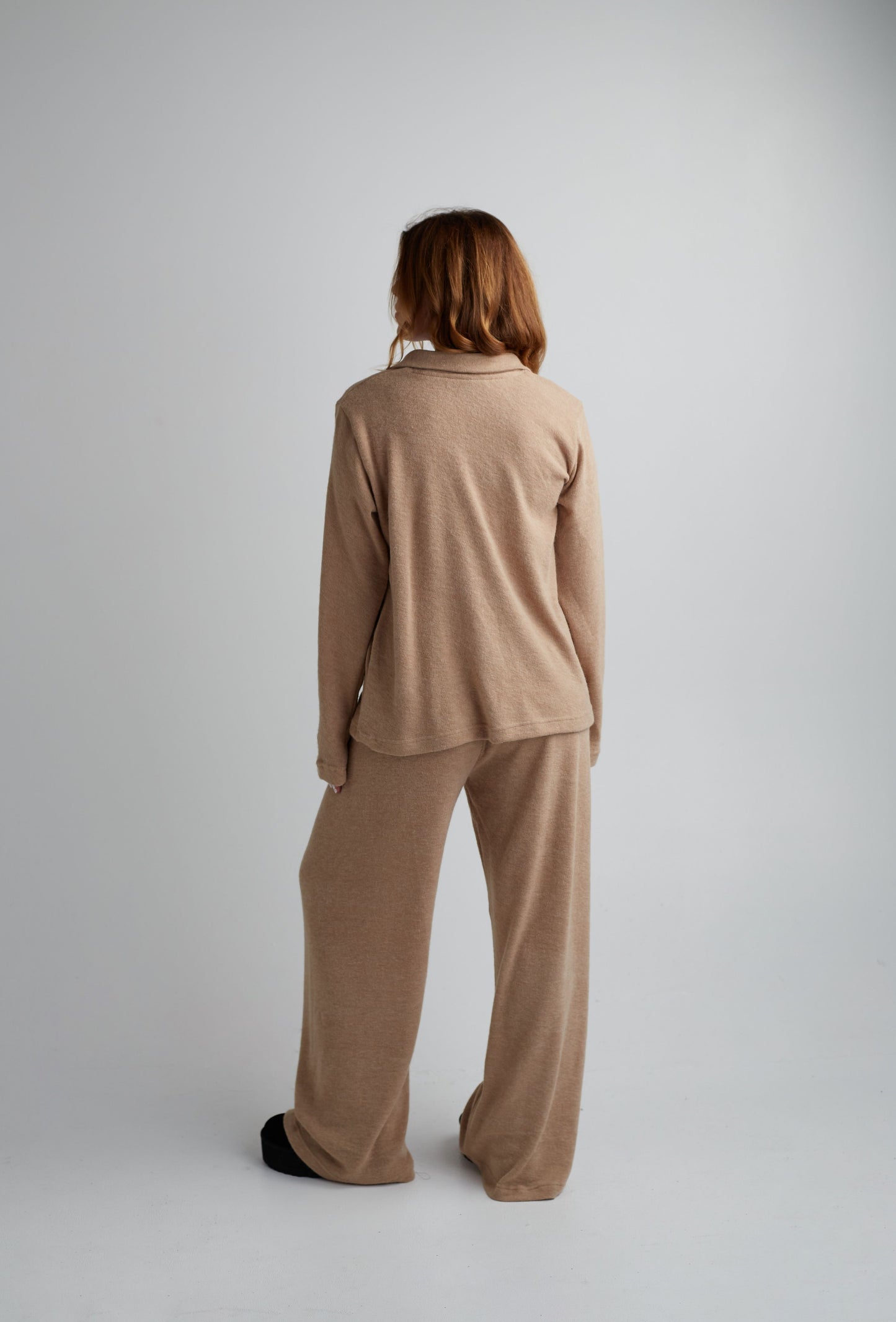 PRE ORDER: KOSTIUMĖLIS “COZY" RUDA