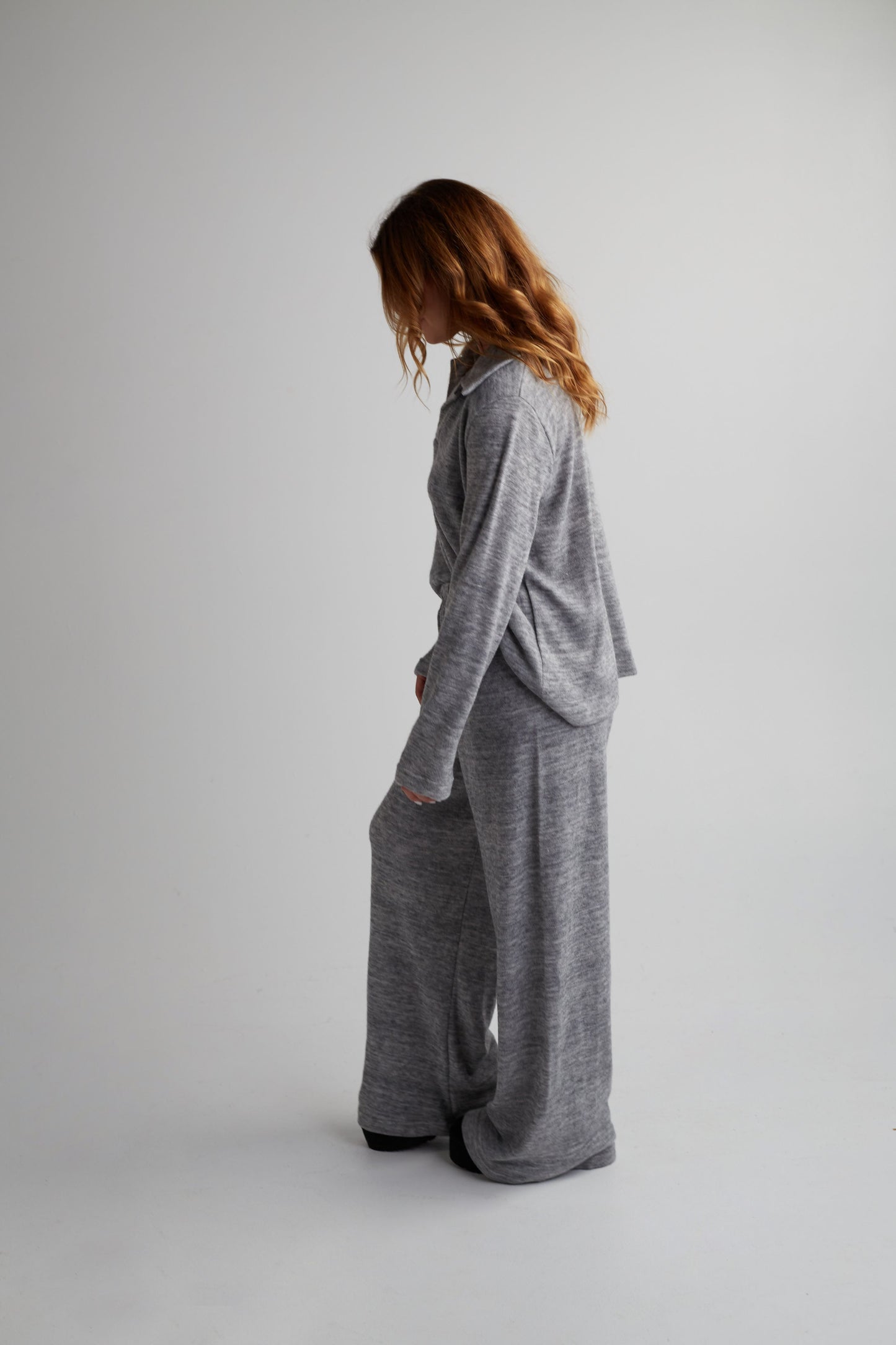 PRE ORDER: KOSTIUMĖLIS “COZY" PILKA