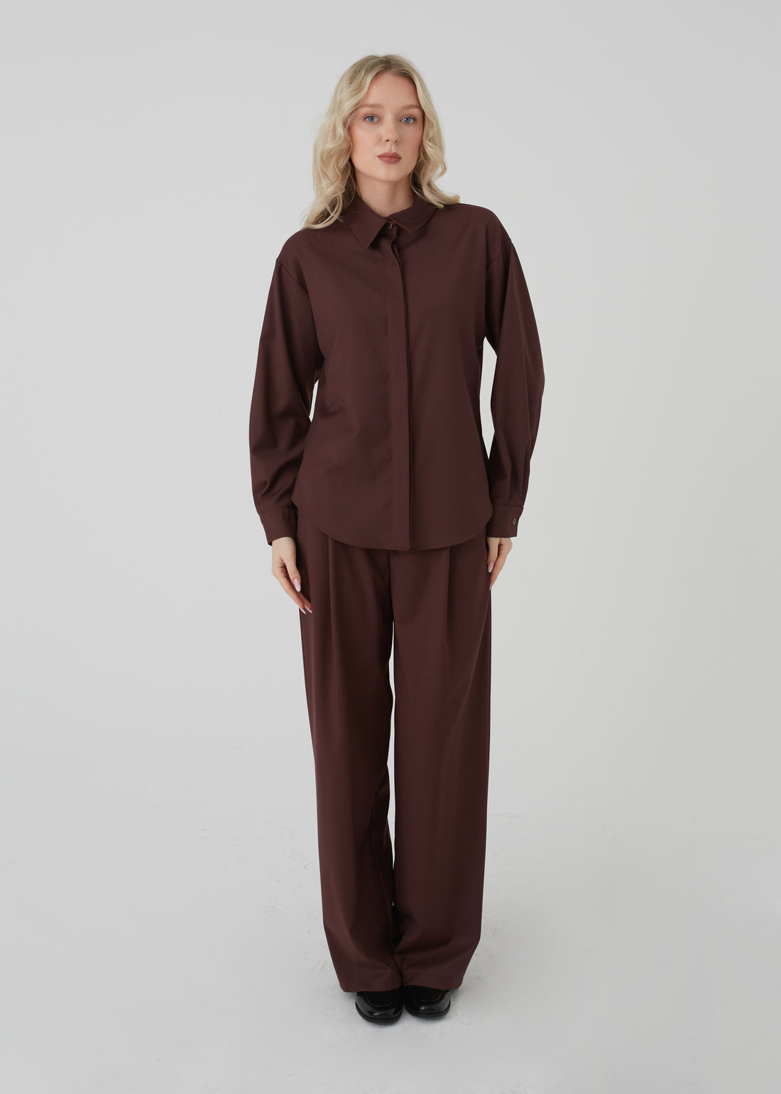 MARŠKINIAI "SILHOUETTE" ŠOKOLADAS