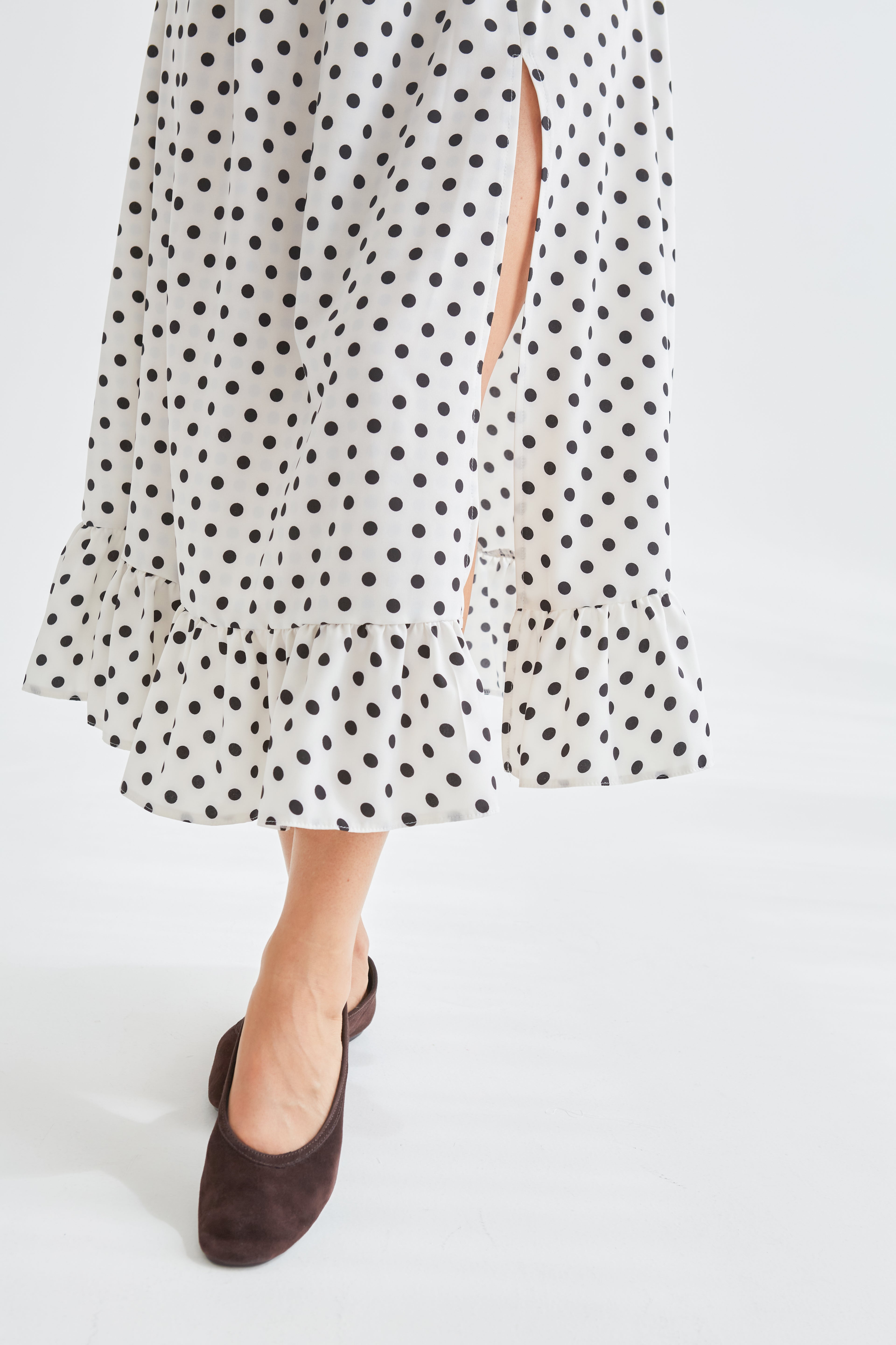 PRE ORDER: SIJONAS „POLKA DOTS“ BALTA