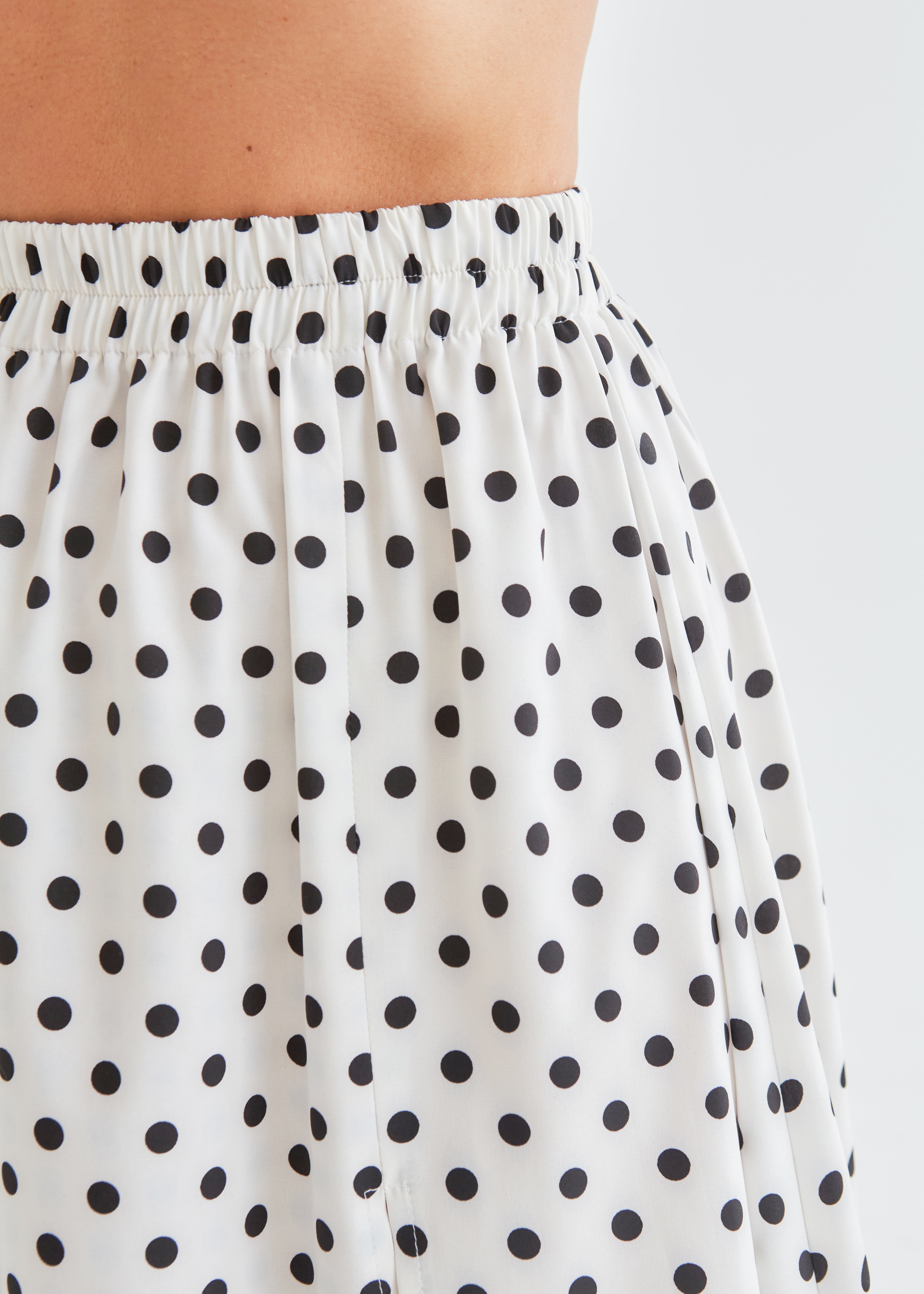 PRE ORDER: SIJONAS „POLKA DOTS“ BALTA