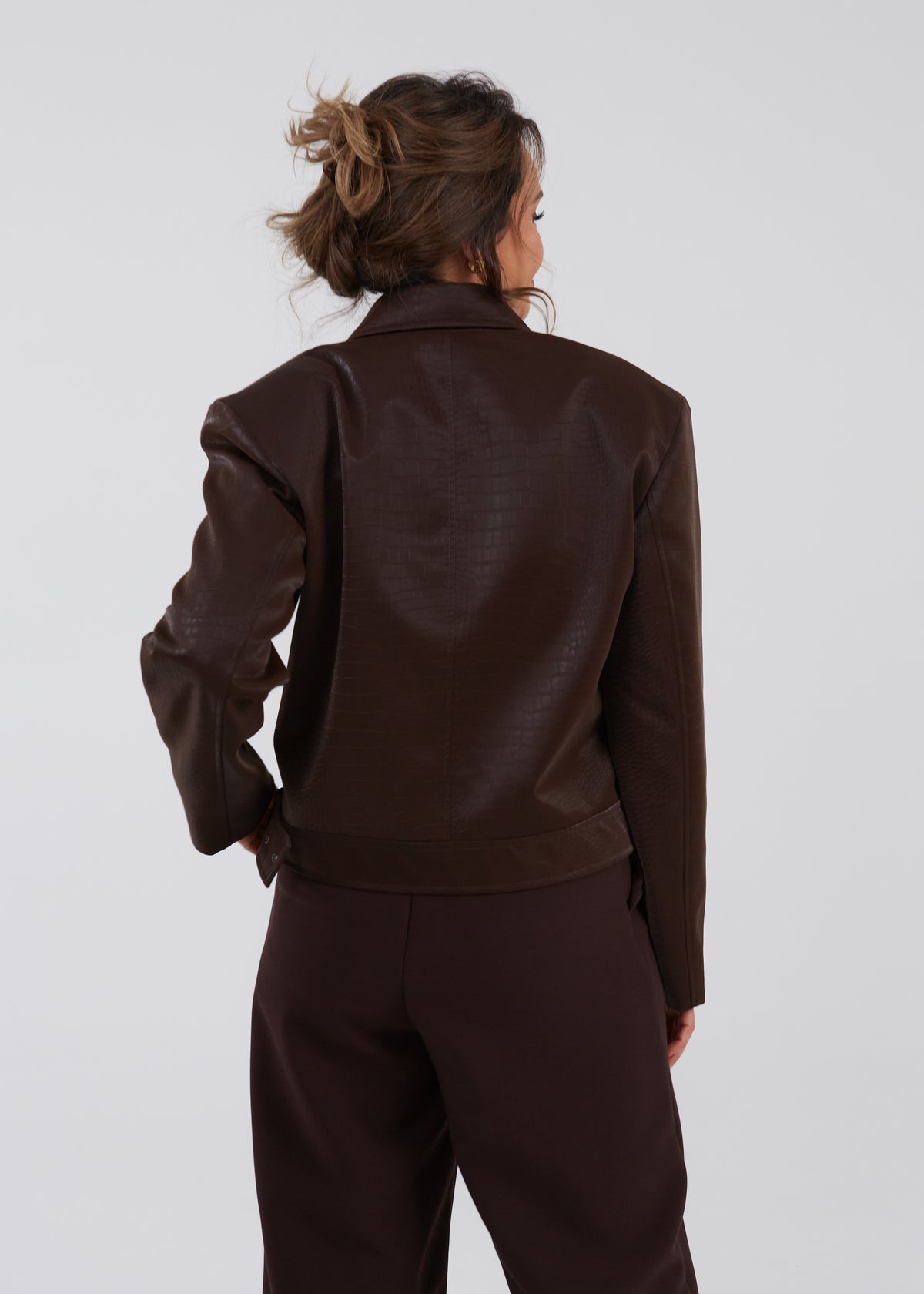 PRE ORDER: ECO ODOS STRIUKĖ "LEATHER" ŠOKOLADAS