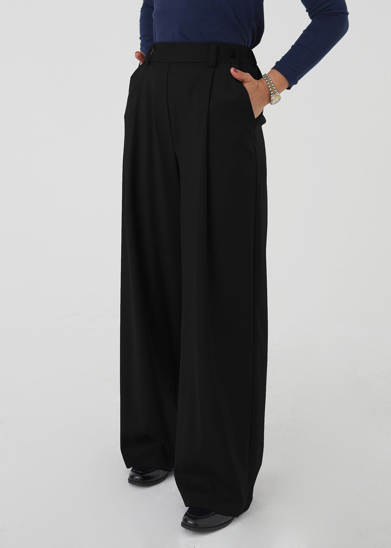 PLAČIOS KELNĖS "SPELL" JUODA