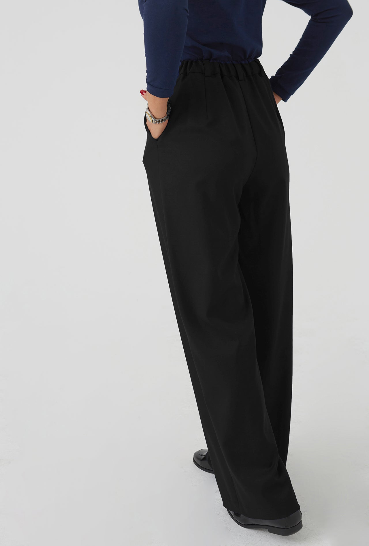 PLAČIOS KELNĖS "SPELL" JUODA