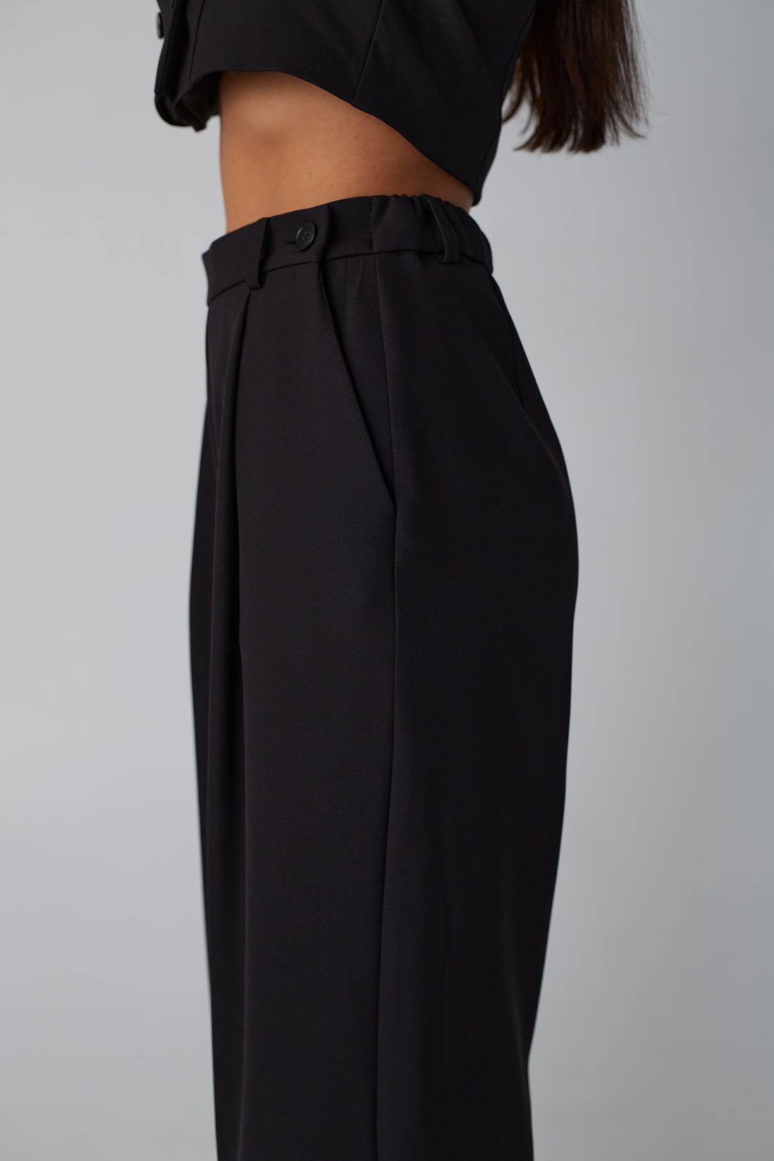 plačios klenės moterims SPELL juoda