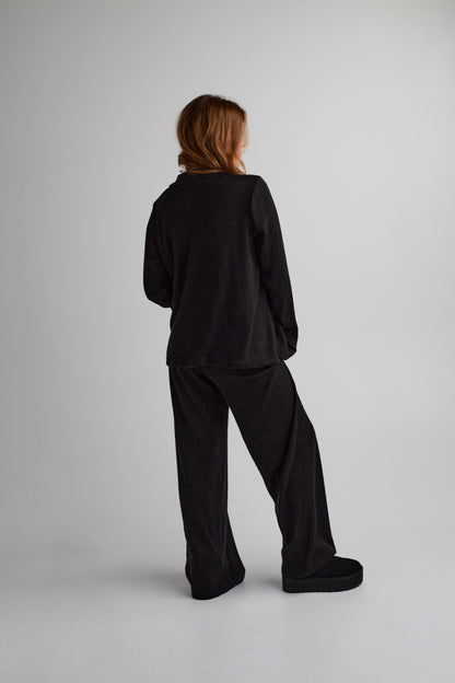 PRE ORDER: KOSTIUMĖLIS “COZY" JUODA